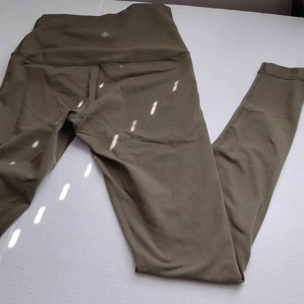 Lululemon Olive Green High-Waisted Leggings S